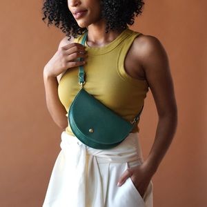 AWL SNAP Ester Hip Pack in Juniper